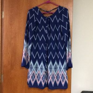 Patterned dress long sleeve